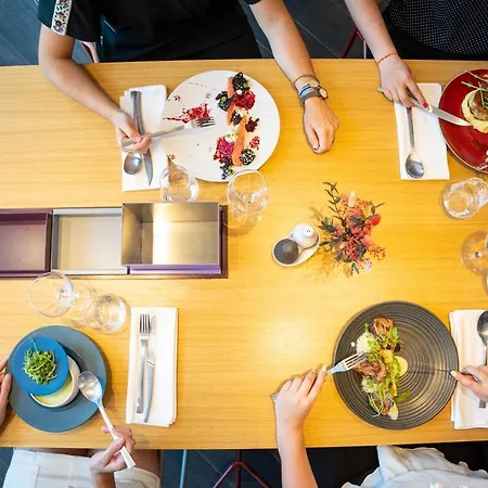 ホテル Aiden By Western & クレルモン・フェラン