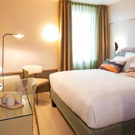 ホテル Aiden By Western & 4*