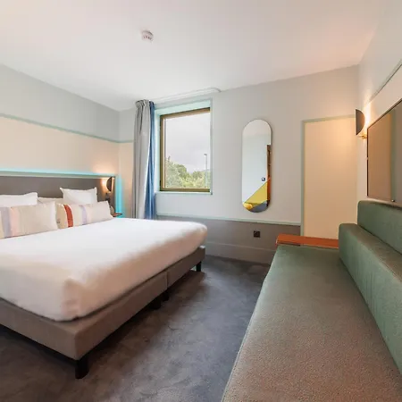 ホテル Aiden By Western & 4*