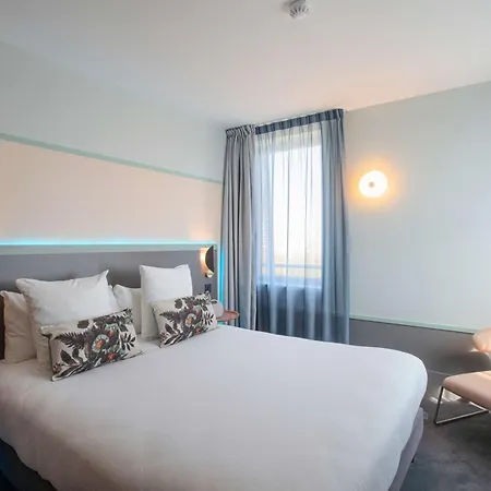 Aiden By Western & ホテル 4*