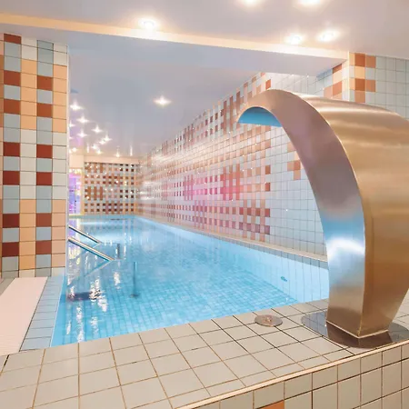 ホテル Aiden By Western & クレルモン・フェラン