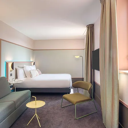 ホテル Aiden By Western & 4*