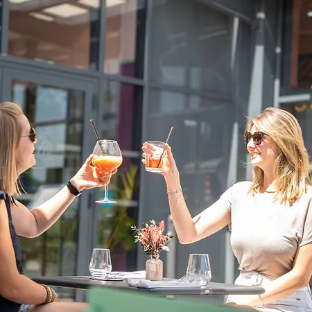 Aiden By Western - Le Magnetic &