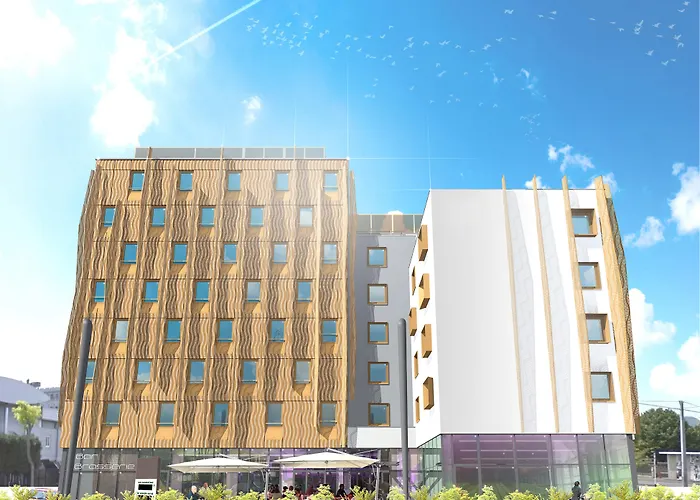 Aiden By Western & Clermont-Ferrand