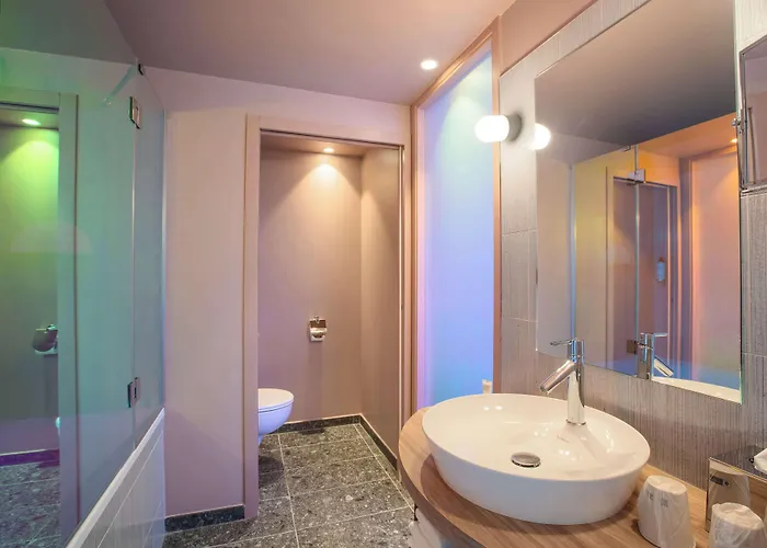 Aiden By Western & 4* Clermont-Ferrand